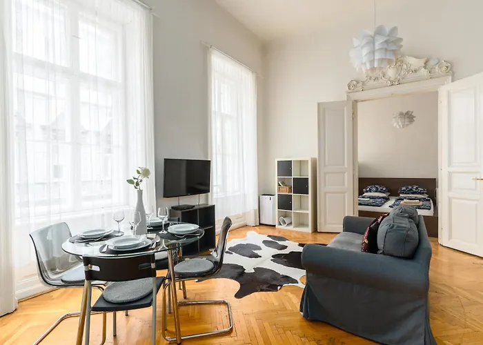 Broadway Near Opera Apartman Budapest